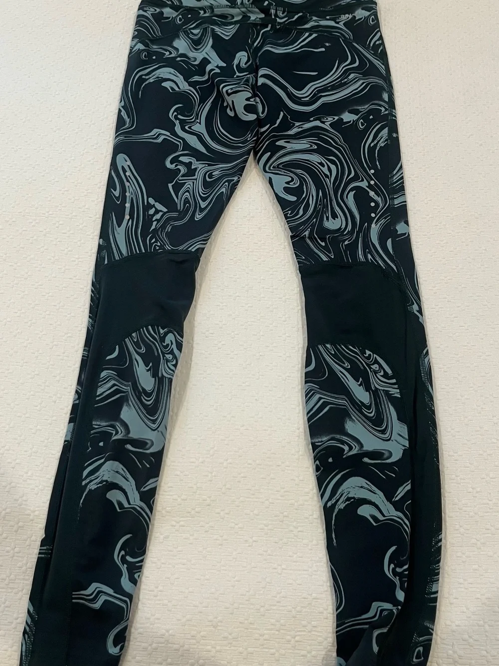 Nike Dri-fit Women’s Black & Gray Swirl-Print Leggings
